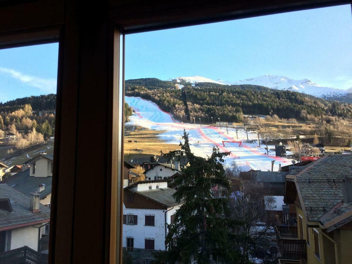 Pista Stelvio Loft Lumiere Lägenhet Bormio Exteriör bild