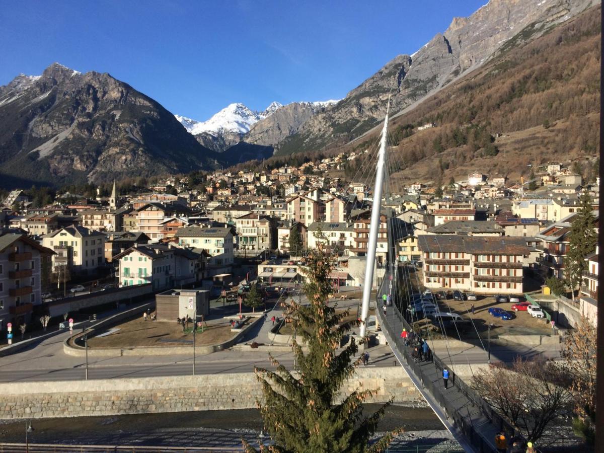 Pista Stelvio Loft Lumiere Lägenhet Bormio Exteriör bild